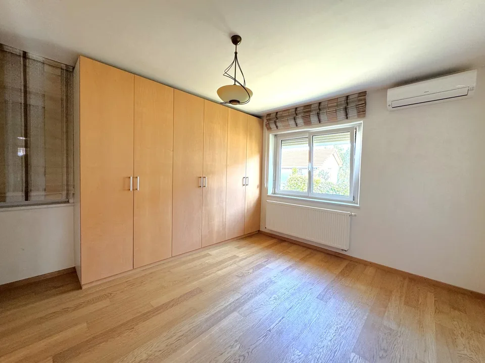Plain pied surélevé de 115m² sur 7 ares – photo 6 sur 7