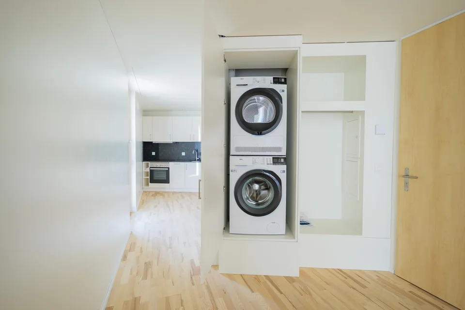 Appartamento luminoso di 1,5 locali a Grenchen – quieto, moderno e disponibile immediatamente – foto 3 di 8