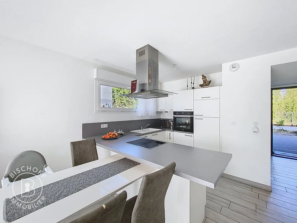Casa a schiera moderna di 5 locali a Saint-Louis – Disponibile immediatamente! – foto 4 di 12