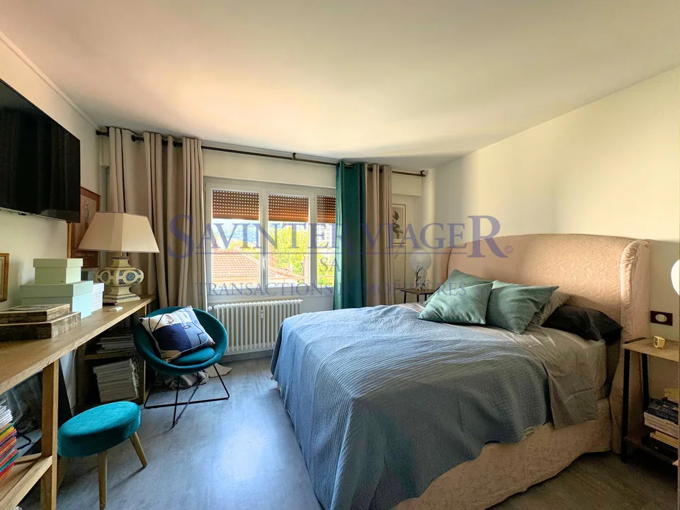 Albertville-centre. T4 traversant, 2 balcons. Viager – Foto 8 von 13