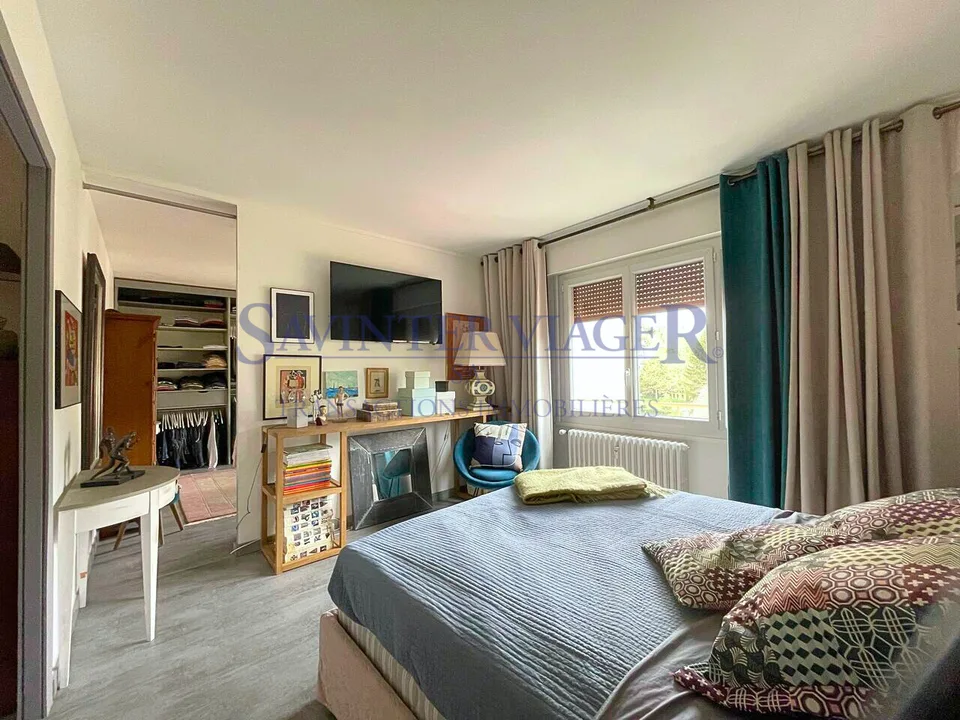 Albertville-centre. T4 traversant, 2 balcons. Viager – Foto 7 von 13