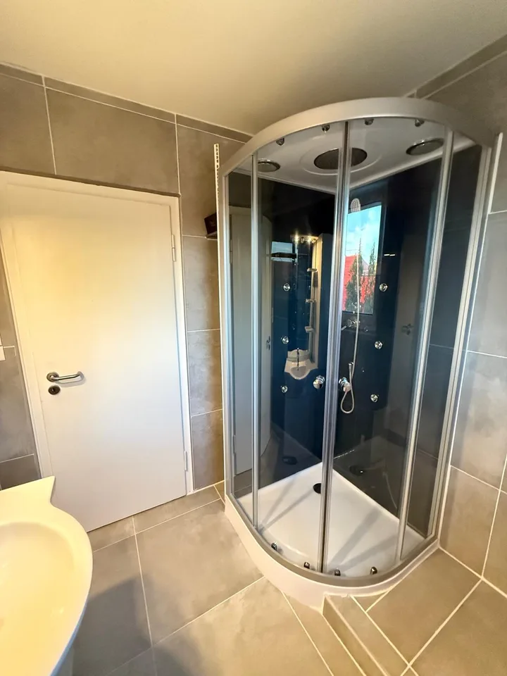 Casa indipendente arredata 160 m² – 5 camere da letto – Giardino – Garage – Saint-Louis – foto 19 di 24