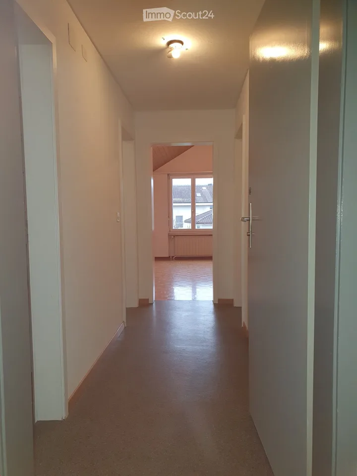 Quietly located attic apartment with cozy balcony