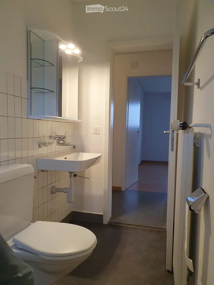 Quietly located attic apartment with cozy balcony