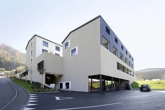 81 m² duplex apartment available from December 15, 2026 in La Roche