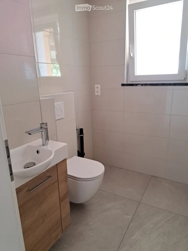 Ampio appartamento arredato con giardino a Sonceboz