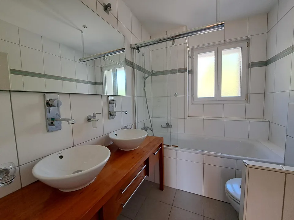 Appartamento di 4.5 locali al 1° piano con balcone