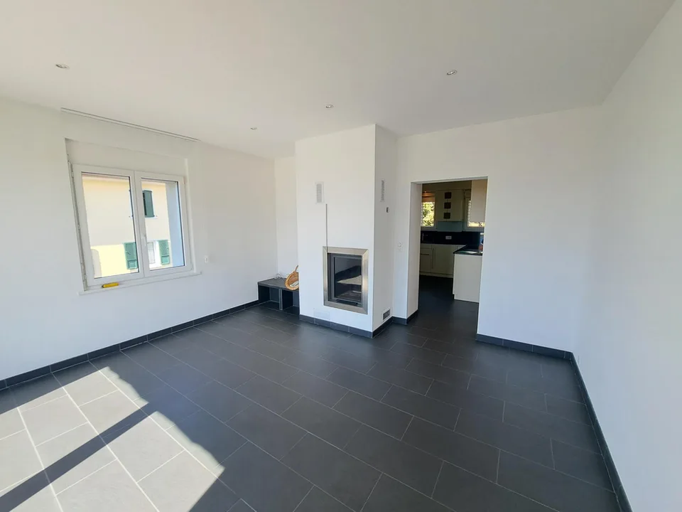 Appartamento di 4.5 locali al 1° piano con balcone