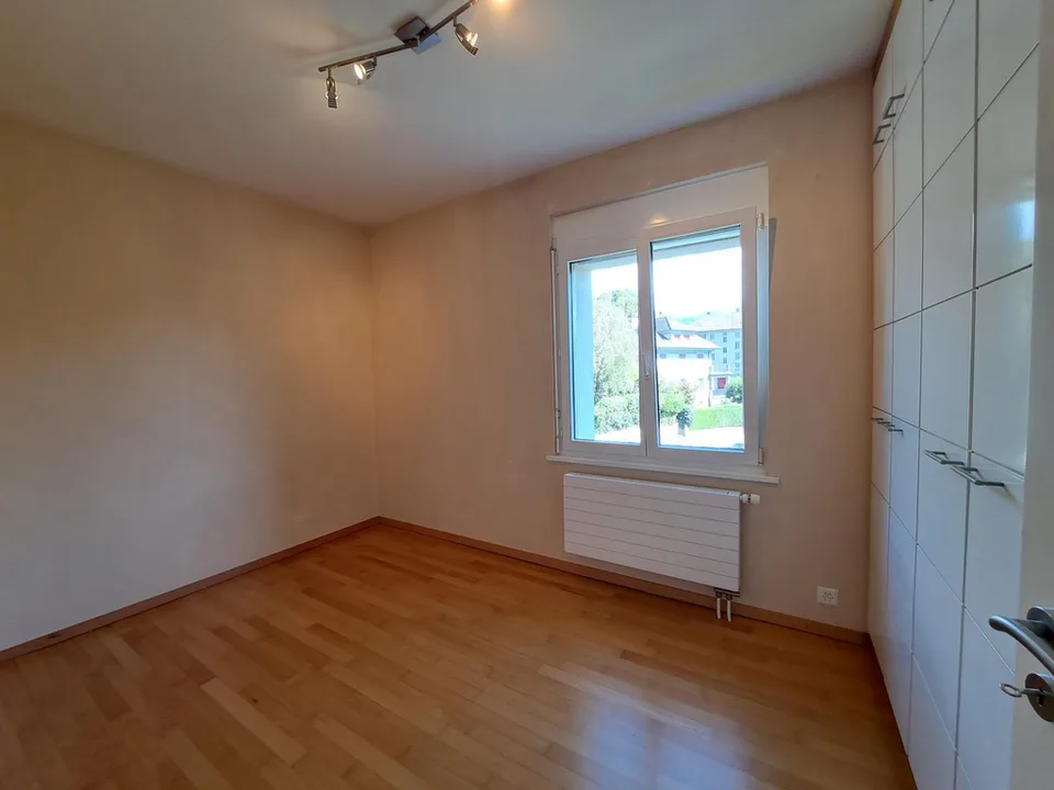 Appartamento di 4.5 locali al 1° piano con balcone