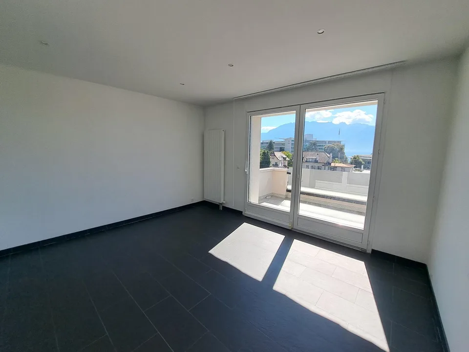 Appartamento di 4.5 locali al 1° piano con balcone