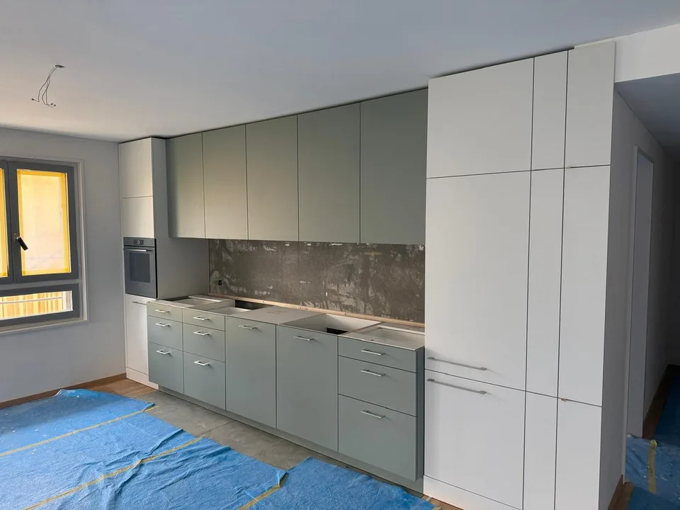 Zentrale 2.5-Zimmer-Neubauwohnung mit Balkon in Arlesheim – Foto 8 von 8