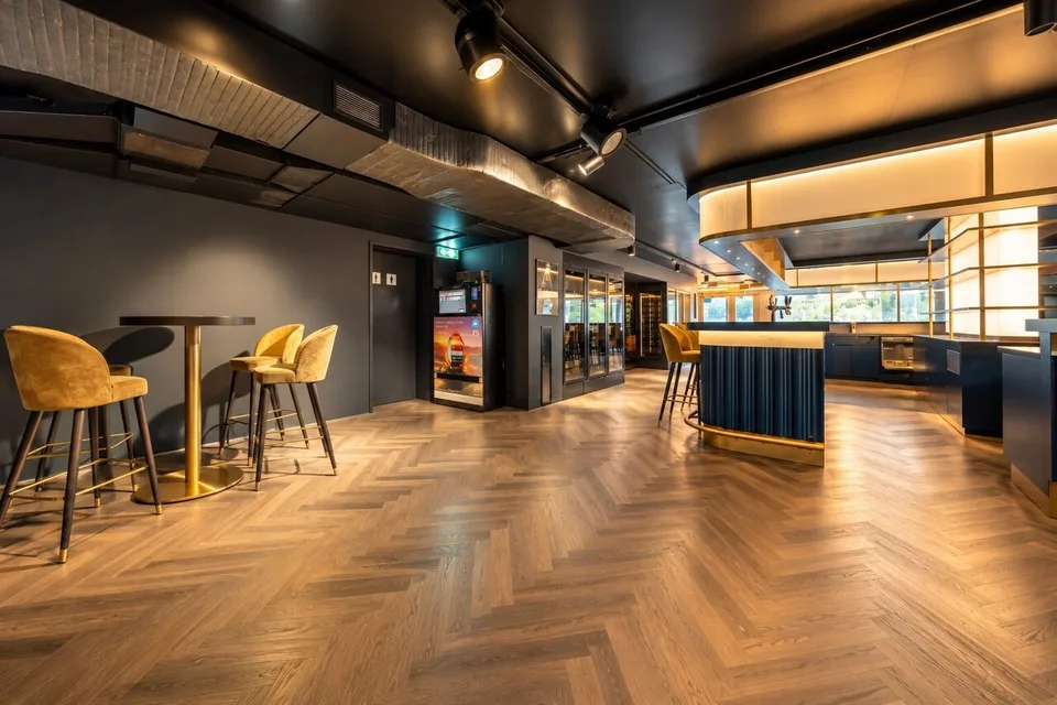 Exklusive Bar- & Loungefläche in Pfäffikon SZ - hochwertig ausgebaut! – Foto 8 von 13