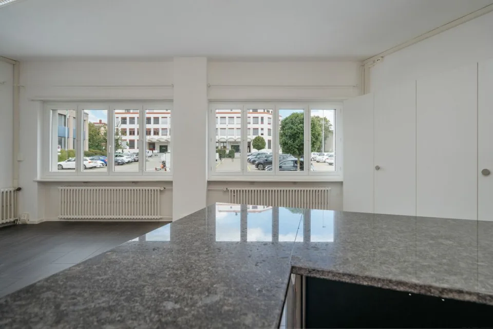 Vielseitig nutzbares Studio an attraktiver Lage – Foto 2 von 14