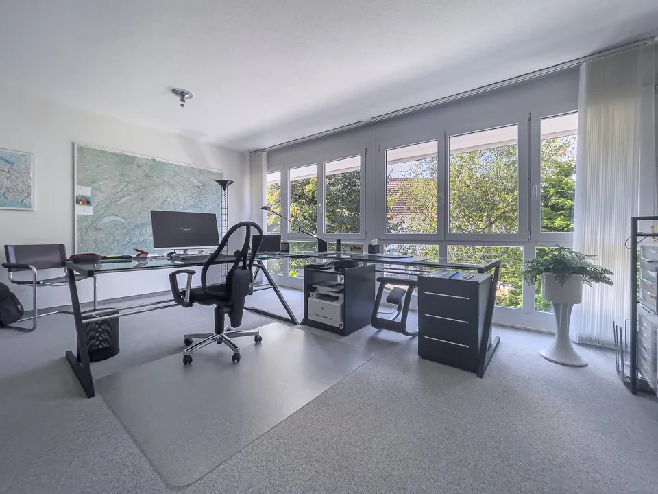 GEPFLEGTES 4.5 ZIMMER DOPPELEINFAMILIENHAUS IN MAGDEN – Foto 10 von 18