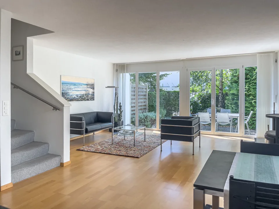 GEPFLEGTES 4.5 ZIMMER DOPPELEINFAMILIENHAUS IN MAGDEN – Foto 4 von 18