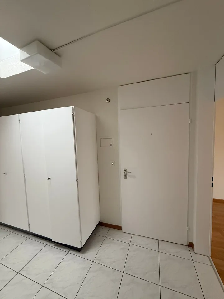 Renovated apartment in Brügg – photo 13 of 13
