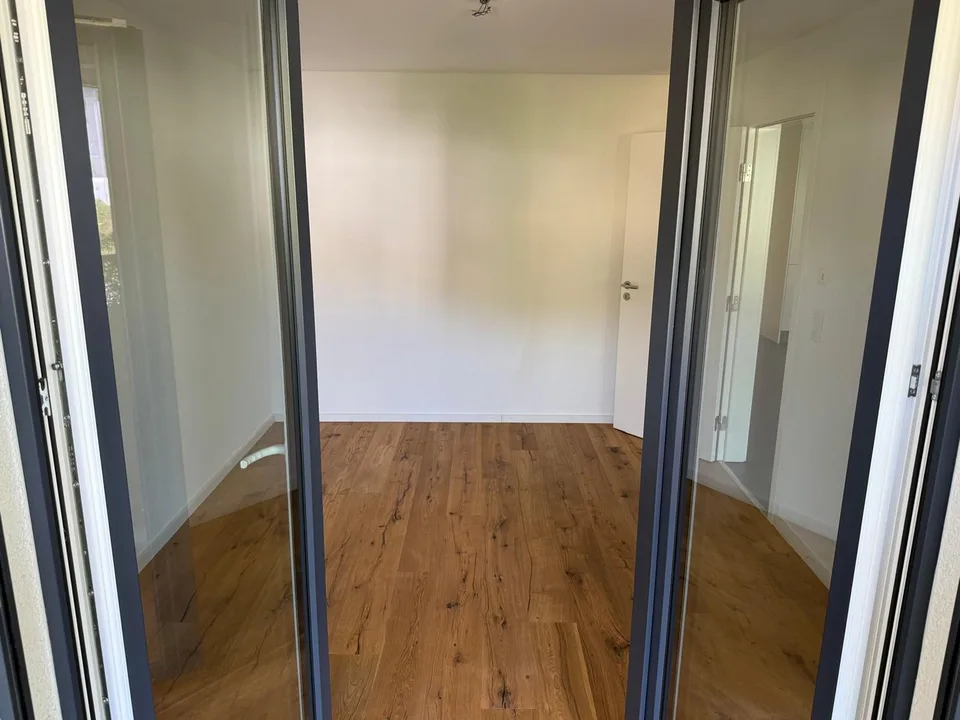 Appartamento lussuoso 2 1/2 locali con torre di lavanderia privata e ampio balcone – foto 7 di 17