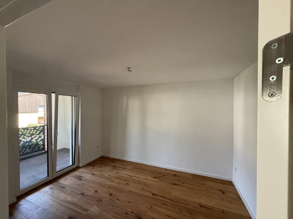 Appartamento lussuoso 2 1/2 locali con torre di lavanderia privata e ampio balcone – foto 5 di 17