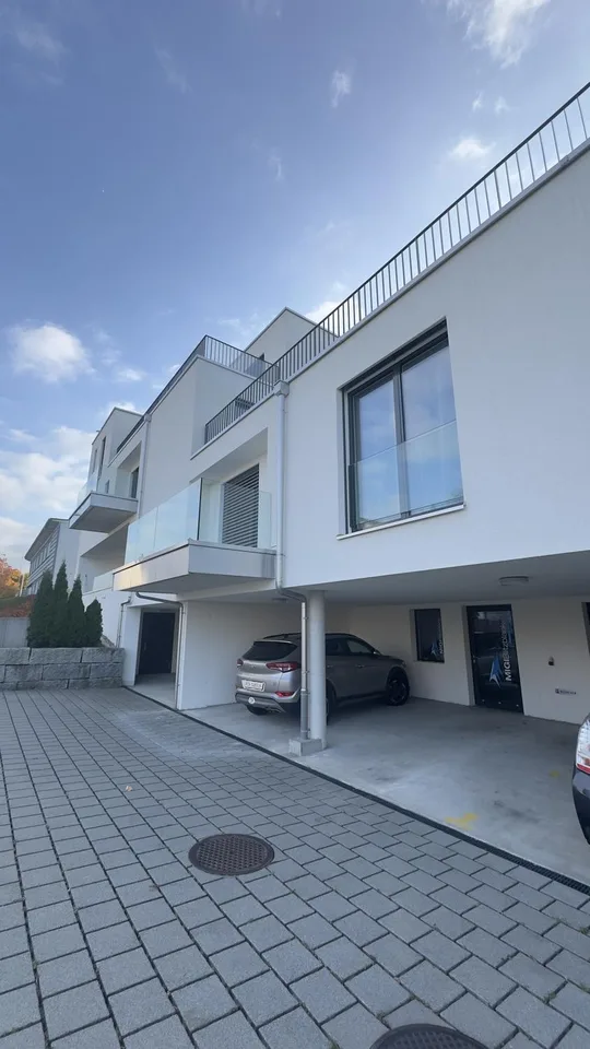 Modern shared apartment for young professionals and students