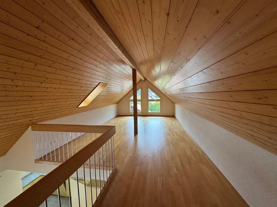 Appartement-maisonnette moderne 4,5 pièces dans un cadre idyllique