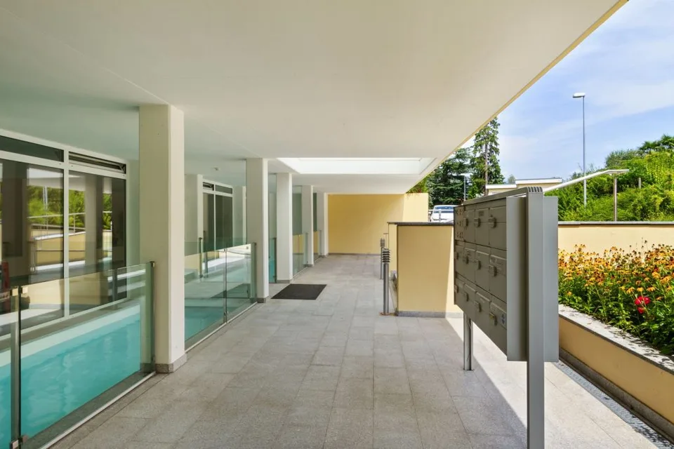 Favoloso Appartamento 5.5 locali, con Vista Lago e Piscina a Montagnola, Svizzera – Foto 9 von 16
