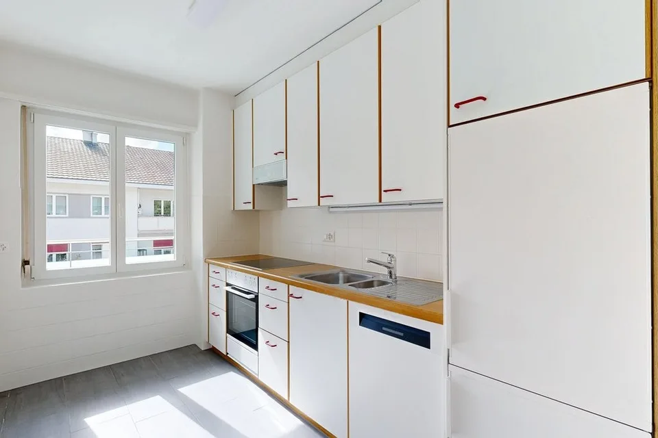 Gemütliche Wohnung mit Waschtrockner – Foto 3 von 9