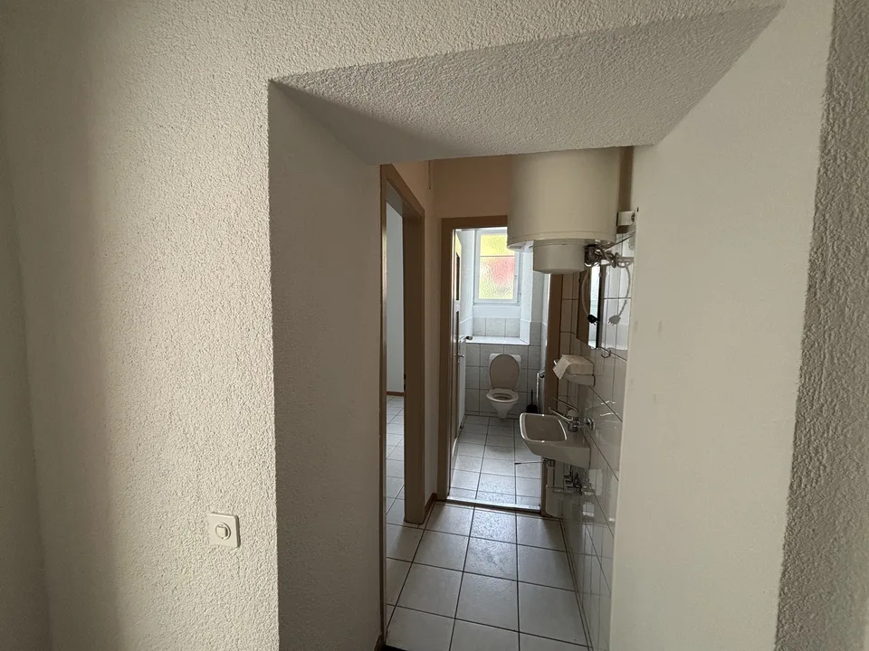 Zu vermieten – Gewerbefläche/Büros mit hervorragender Lage in Tramelan – Foto 17 von 22