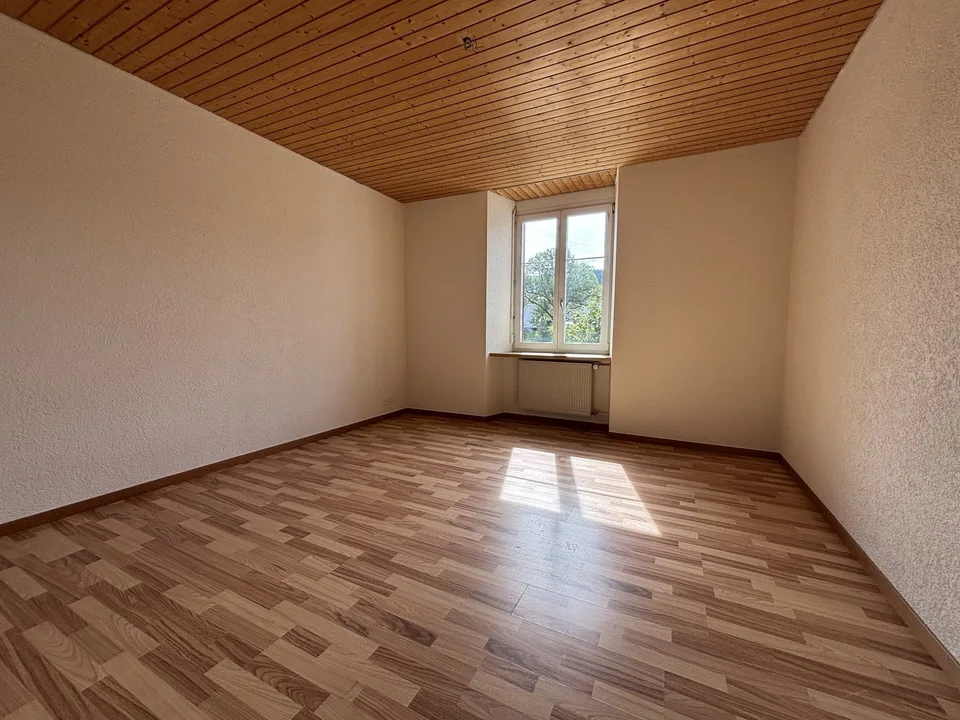 Charmant appartement de 4 pièces à Tramelan – disponible immédiatement – photo 11 sur 22