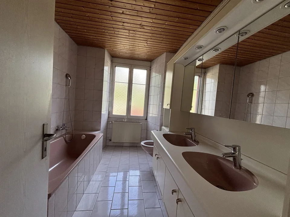 Charmant appartement de 4 pièces à Tramelan – disponible immédiatement – photo 16 sur 22