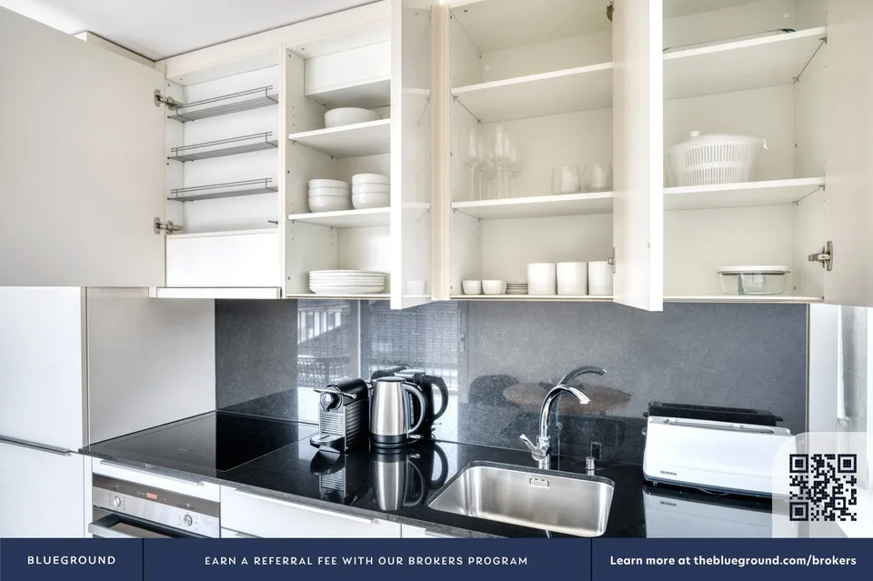 Appartamento ristrutturato 1.5 locali, cantina, W/T, 3 minuti nel cuore di Wiedikon – foto 8 di 13