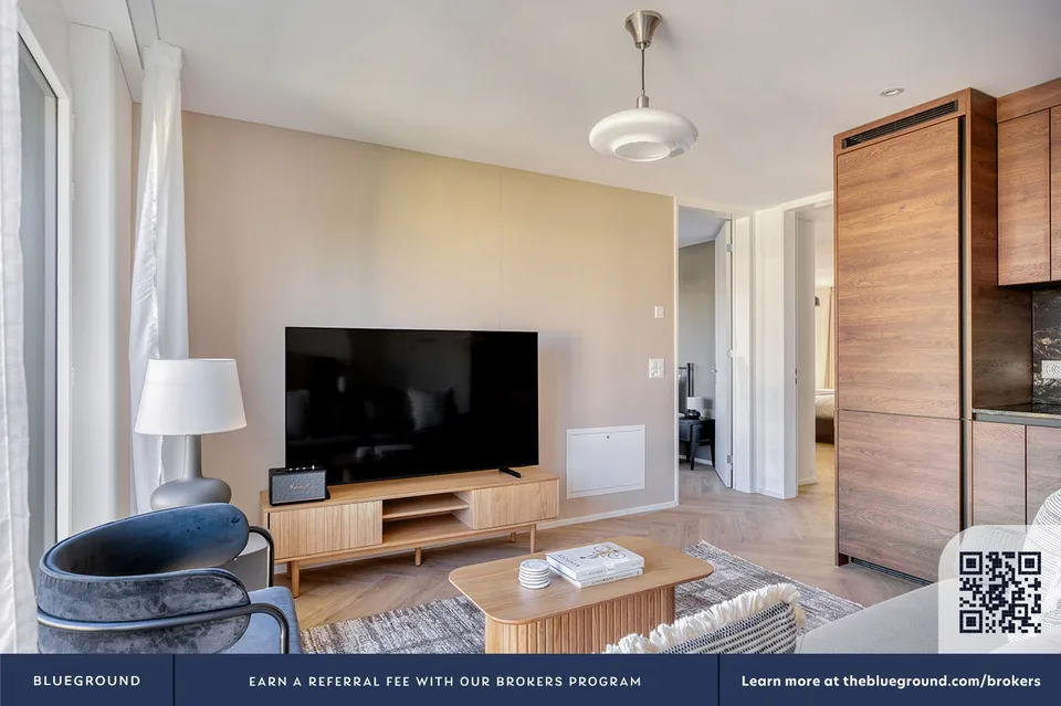 Appartement charmant Wiedikon 3.5 pièces avec cave et W/T, près de la gare S-Bahn Markt – photo 3 sur 13