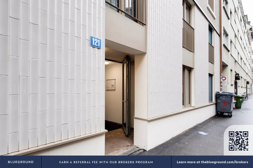 Beau Wiedikon 1,5 pièces + salon, + stockage, 1 minute au marché, via Blueground – photo 13 sur 13