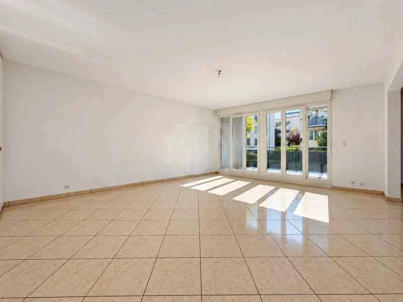 Gemütliche Wohnung - Le Grand-Saconnex – Foto 2 von 10
