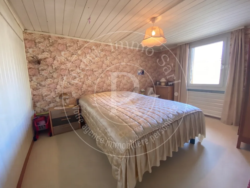 Familienvilla mit 2 Wohnungen und großem Garten – Foto 13 von 13