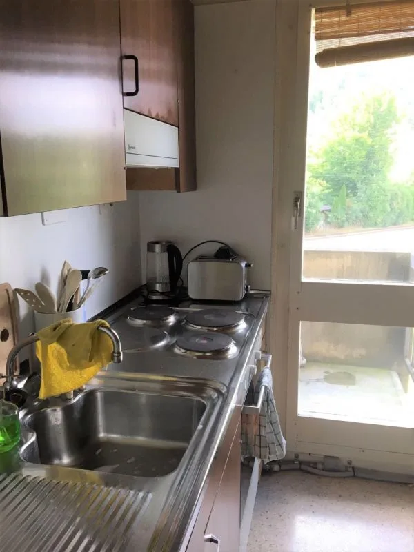 Beautiful 2.5-room apartment on the 2nd floor in St-Imier – photo 6 of 6