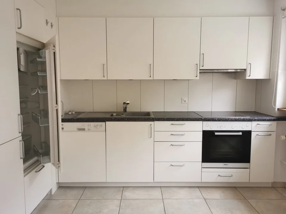 Charmant appartement 3.5 pièces avec vue sur les montagnes à Sonceboz-Sombeval