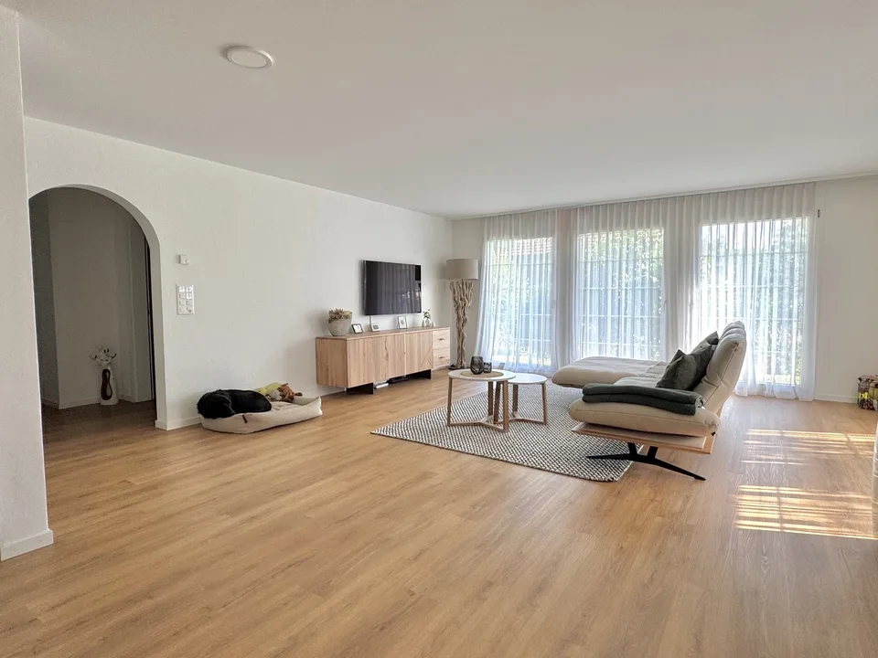 Schöne 4 1/2-Zimmerwohnung EG in Bubikon zu vermieten (Nachmieter)