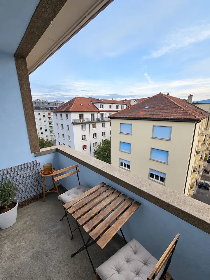 FREIBURG - RUE ST-PAUL 7 - 3 ZIMMER + ABSTELLRAUM IM 5. STOCK