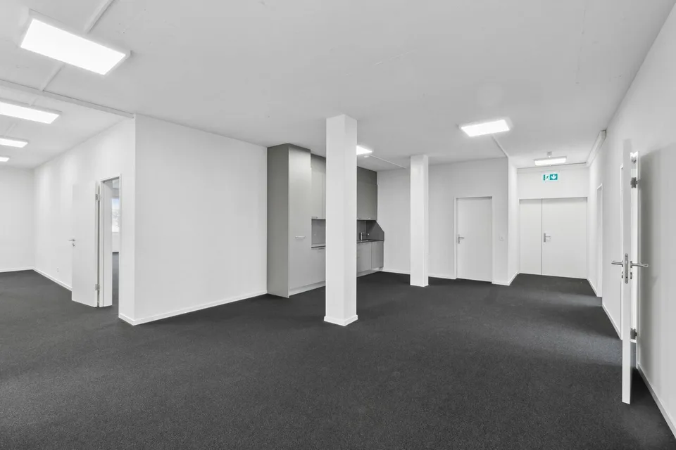 Nouvel espace pour vos idées - bureaux/salles de pratique hautement développés – photo 3 sur 7