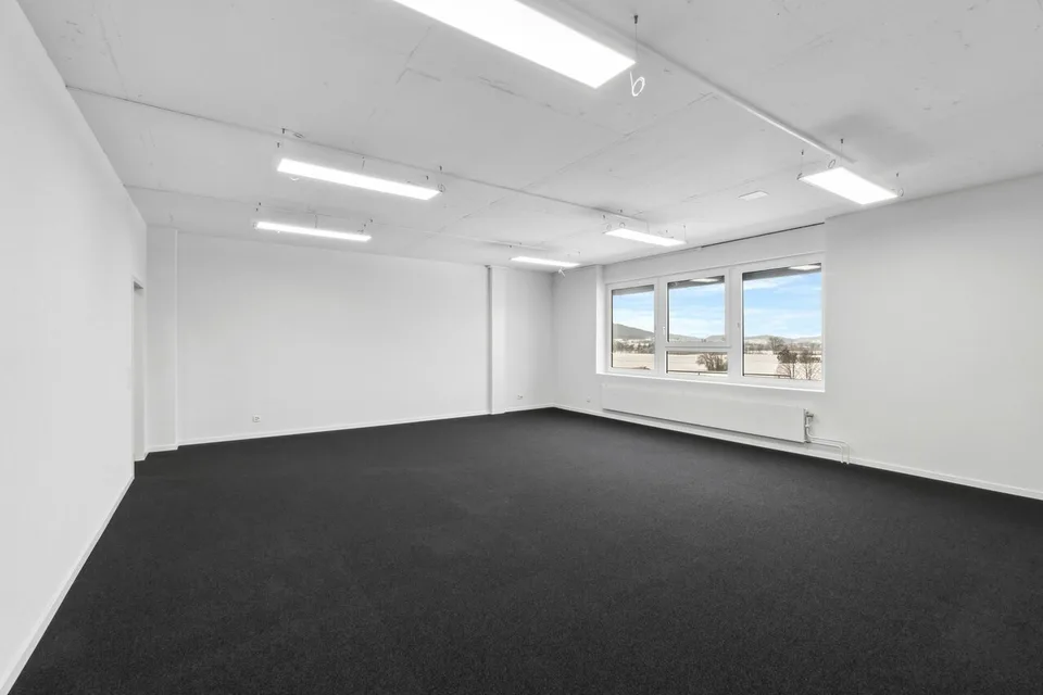 Nouvel espace pour vos idées - bureaux/salles de pratique hautement développés – photo 2 sur 7