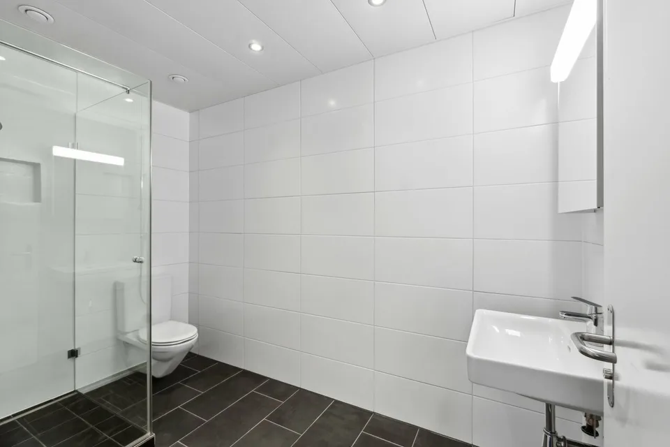 Nouvel espace pour vos idées - bureaux/salles de pratique hautement développés – photo 6 sur 7