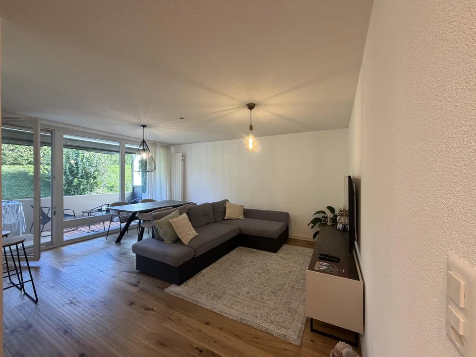 Appartamento 3.5 locali accogliente completamente ristrutturato ad Avenches – foto 2 di 10