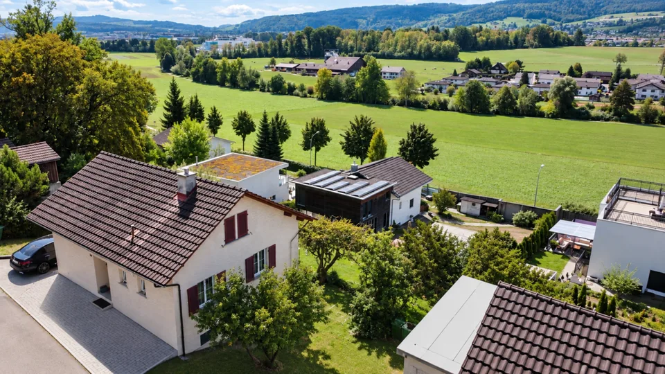 BAULAND MIT AUSSICHT UND EINFAMILIENHAUS | RENOVIEREN | ENTWICKELN – Foto 4 von 10