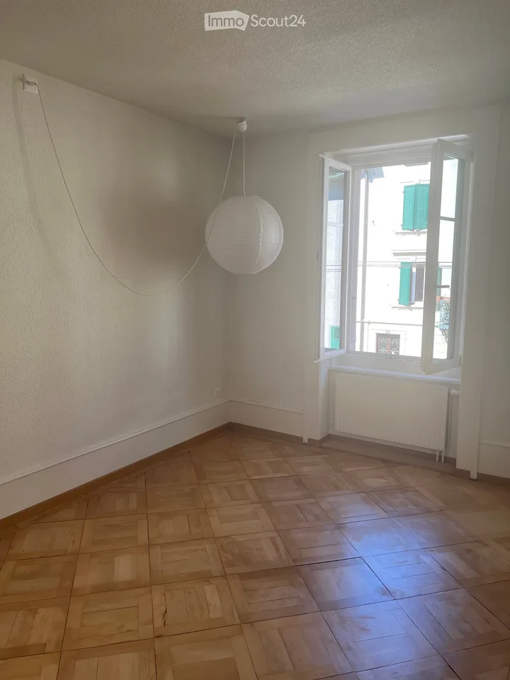 Sehr schöne helle 3.5 Zimmer Wohnung – Foto 5 von 25