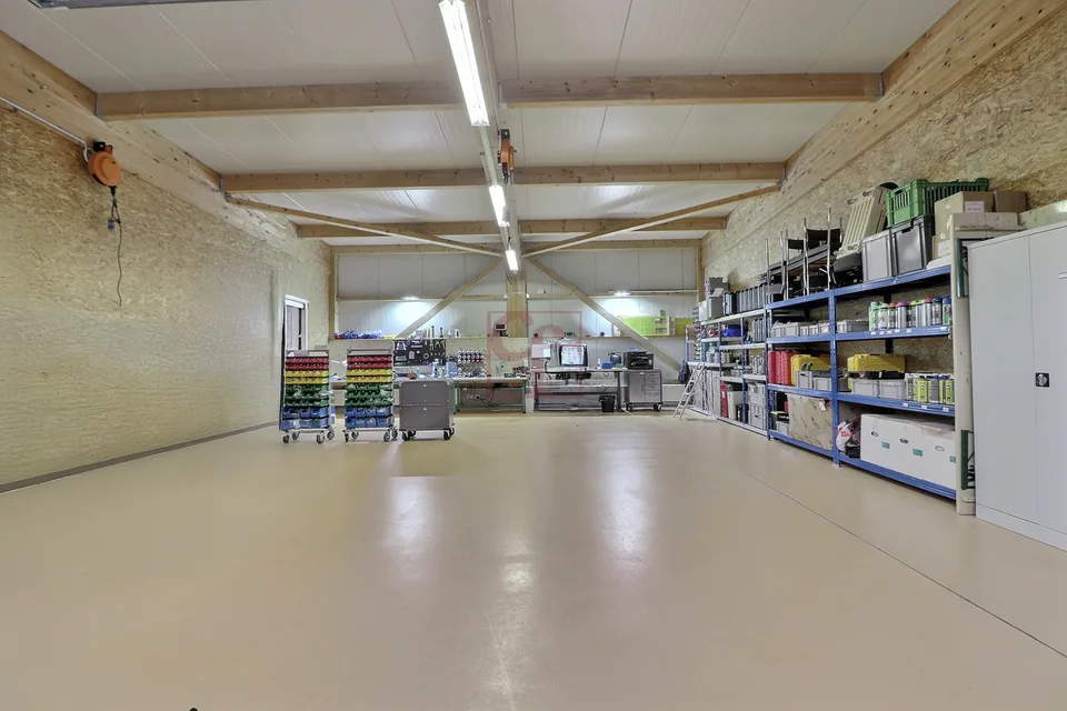 Moderne Lagerhalle in Enney - Ideal gelegen nahe Bulle – Foto 5 von 7