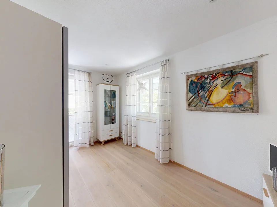 Esclusiva casa unifamiliare di 4,5 locali in una posizione tranquilla – foto 15 di 19