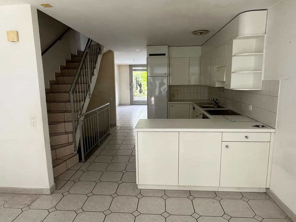 5.5 Zimmer-Reiheneinfamilienhaus mit Wintergarten, 2 Balkonen und 2 Garagenboxen. – Foto 6 von 29