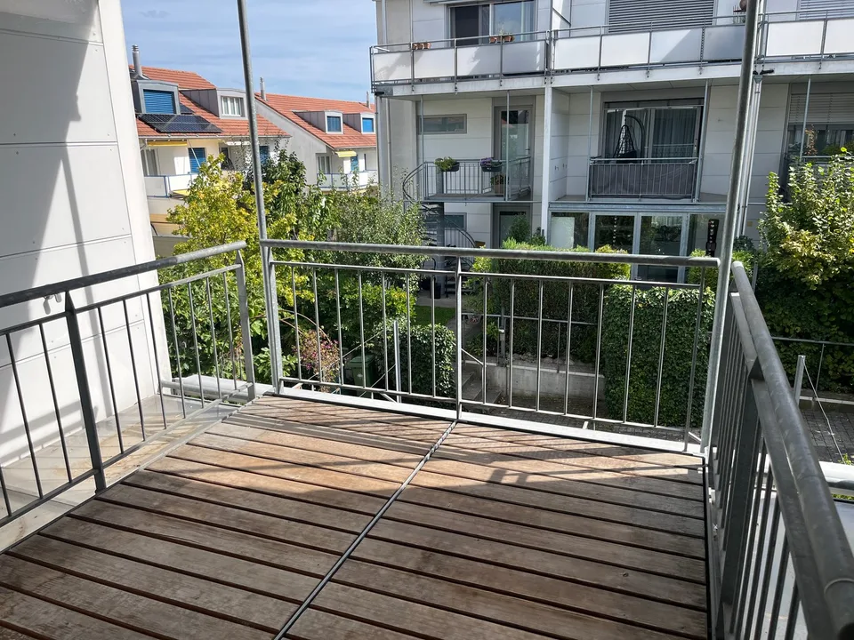 5.5 Zimmer-Reiheneinfamilienhaus mit Wintergarten, 2 Balkonen und 2 Garagenboxen. – Foto 15 von 29