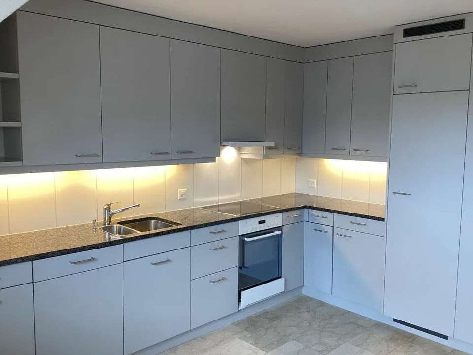 Attractive & Exclusive 6.5-Room Apartment in the Old Town