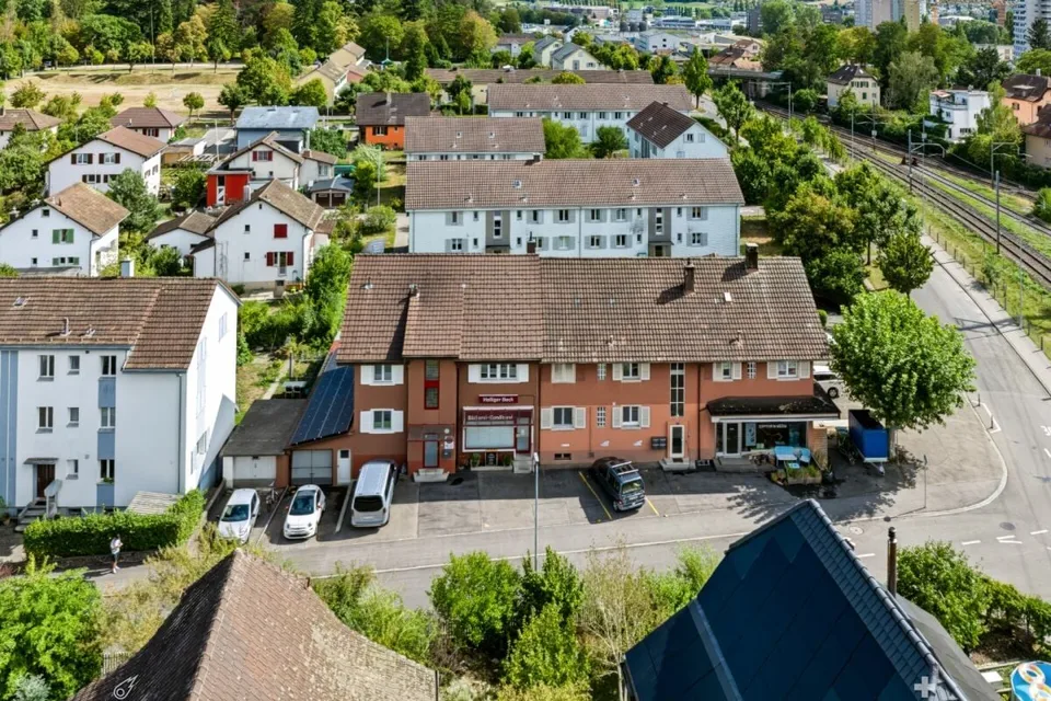 Attraktives Wohn- und Geschäftshaus im Möösliquartier – Foto 4 von 21
